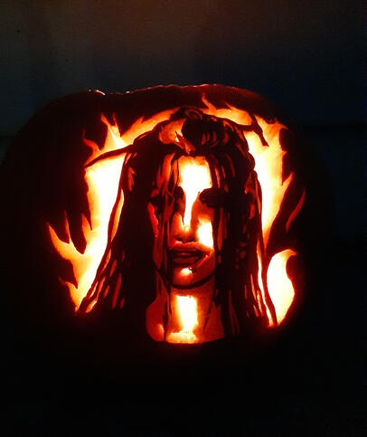 Laudna Carving